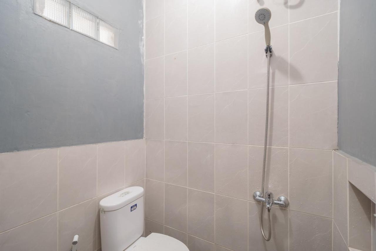 Hotel Reddoorz Syariah Near Siloam Hospitals Bulak Kapal Bekasi Exteriér fotografie