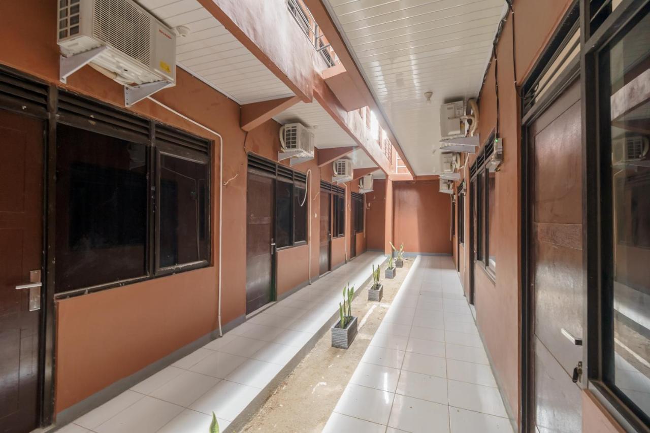 Hotel Reddoorz Syariah Near Siloam Hospitals Bulak Kapal Bekasi Exteriér fotografie